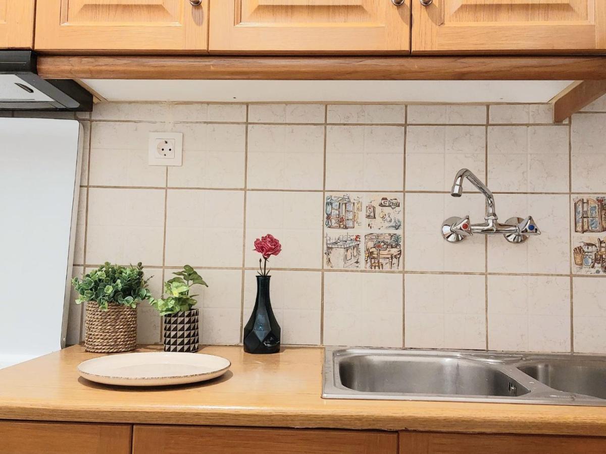 Lovely Equipped Apartment In Kallithea Афины Экстерьер фото